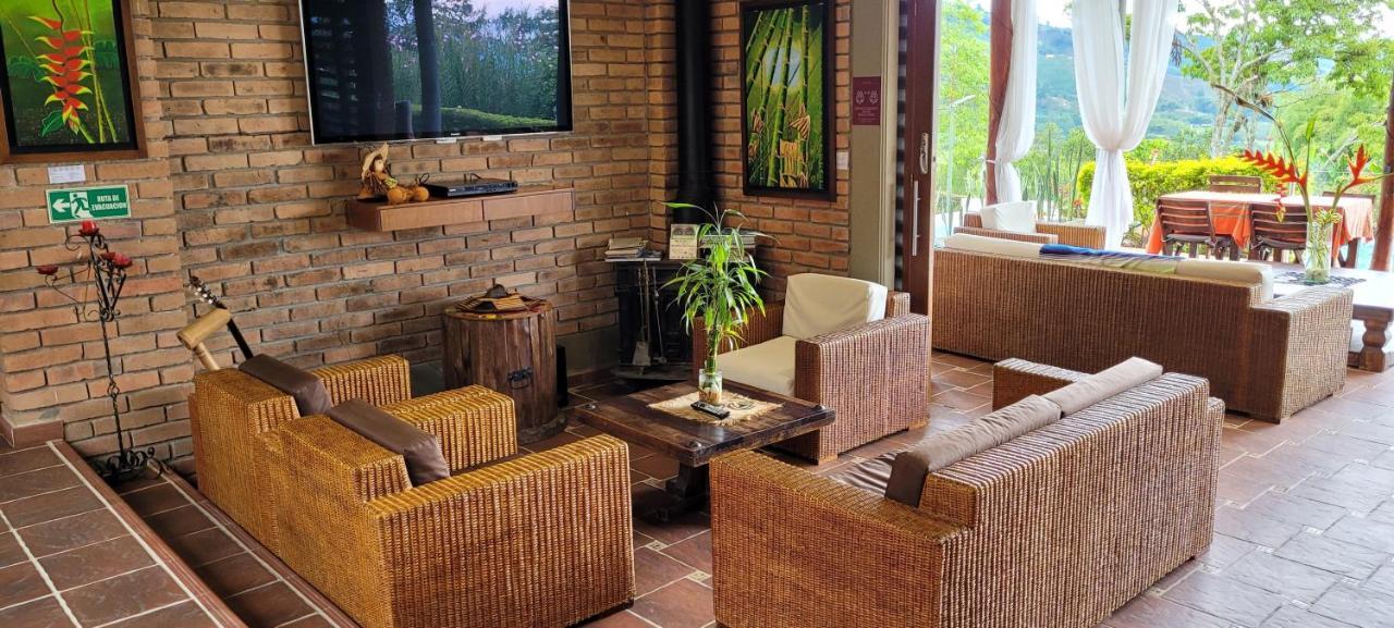 Del Cafe - Casa Typica