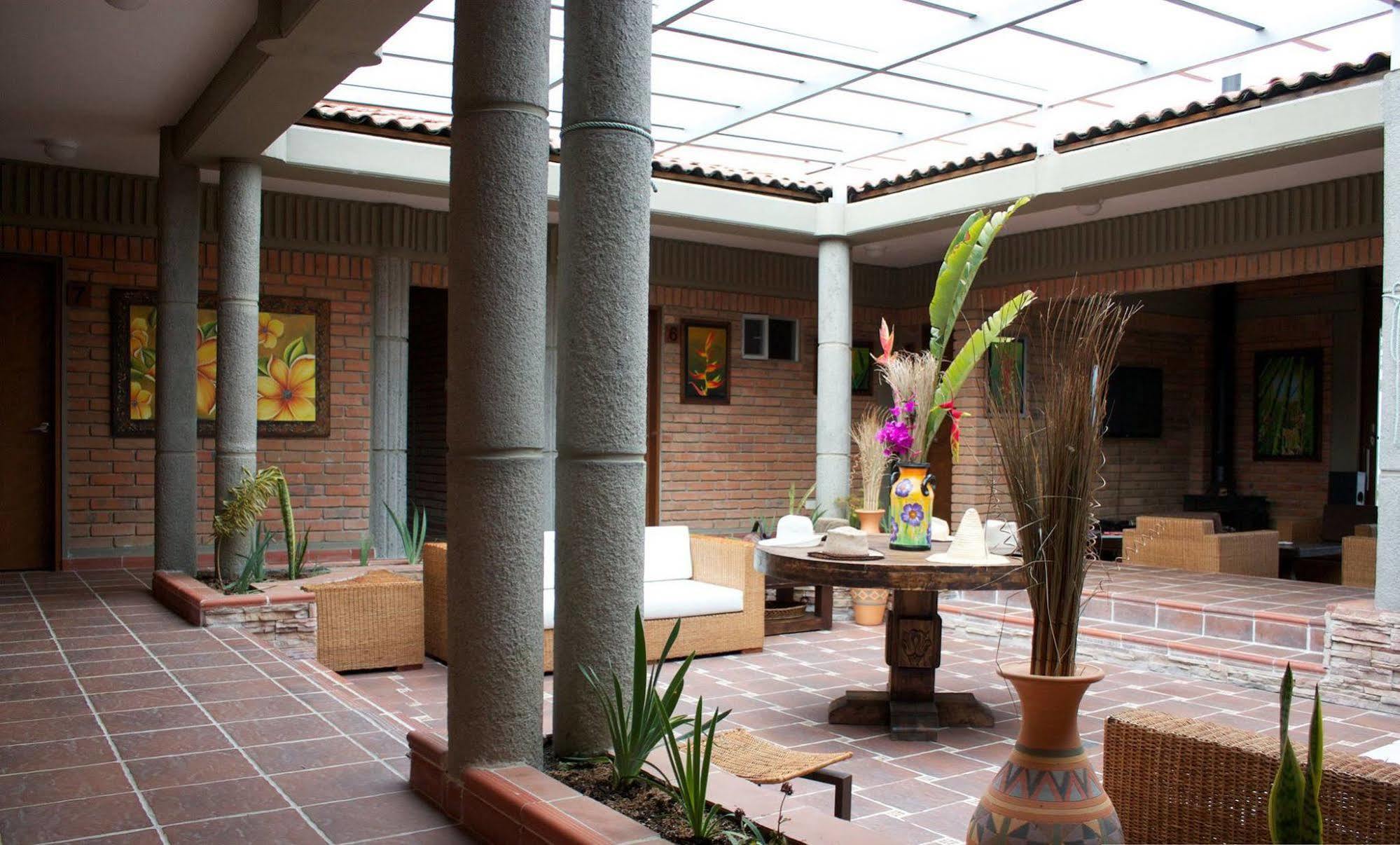 Del Cafe - Casa Typica